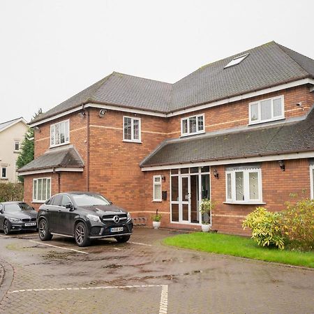 Oyo Oakcroft Guest House Manchester Airport Ringway Exterior foto